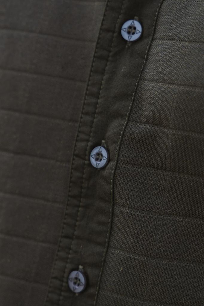 Saffa Shorty Button up 2 tone shirt buttons Saffa Shorty Button up 2 tone shirt buttons